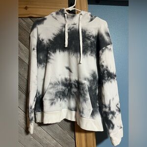 ZYIA Monochrome Waffle knit Tie-Dye Hoodie. Hendrix. Size Medium.